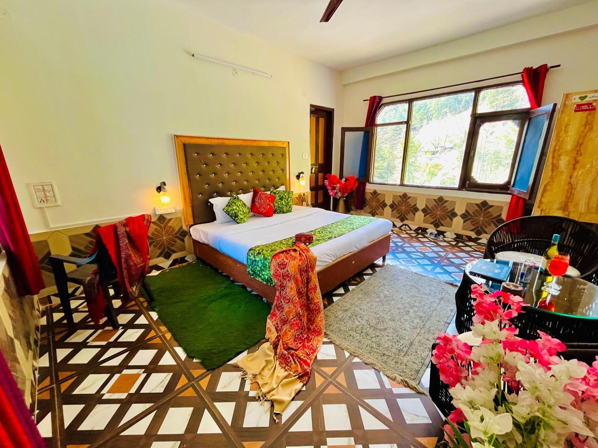Hotel Dream Valley Kasol #Near Mall Road #River View #Parking #Gaming Zone #Open Terrace #Restaurant Exterior foto